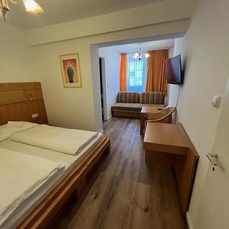 City Hotel Post 14 Braunau am Inn Exterior foto